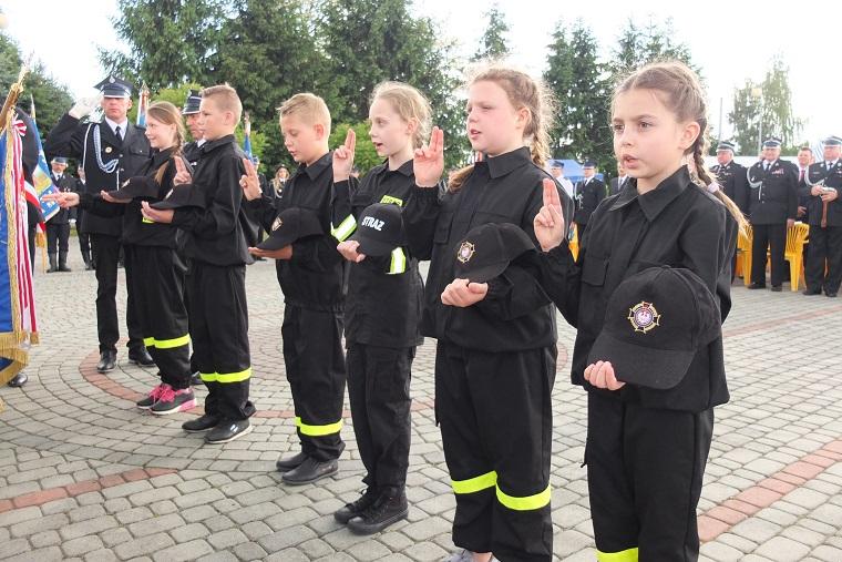 Ślubowanie małych strażaków (zdjęcia)