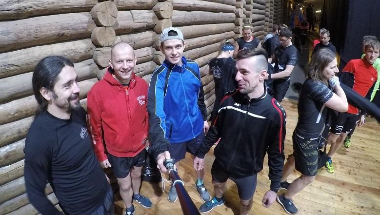 165 km Mustangów w biegu pod ziemią