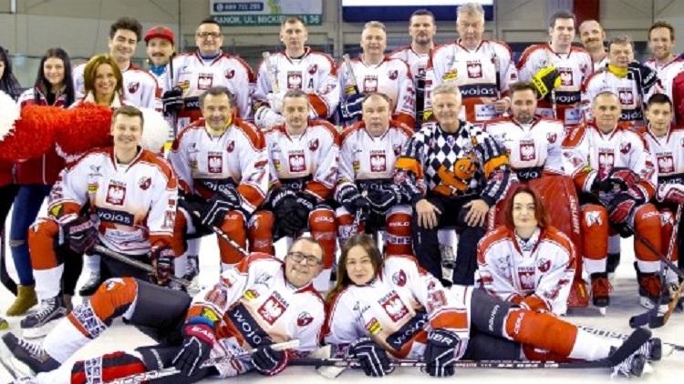 Polko, Bryndal, Dudek, Samolej, Król - znamy składy Przyjaciół i Gwiazd