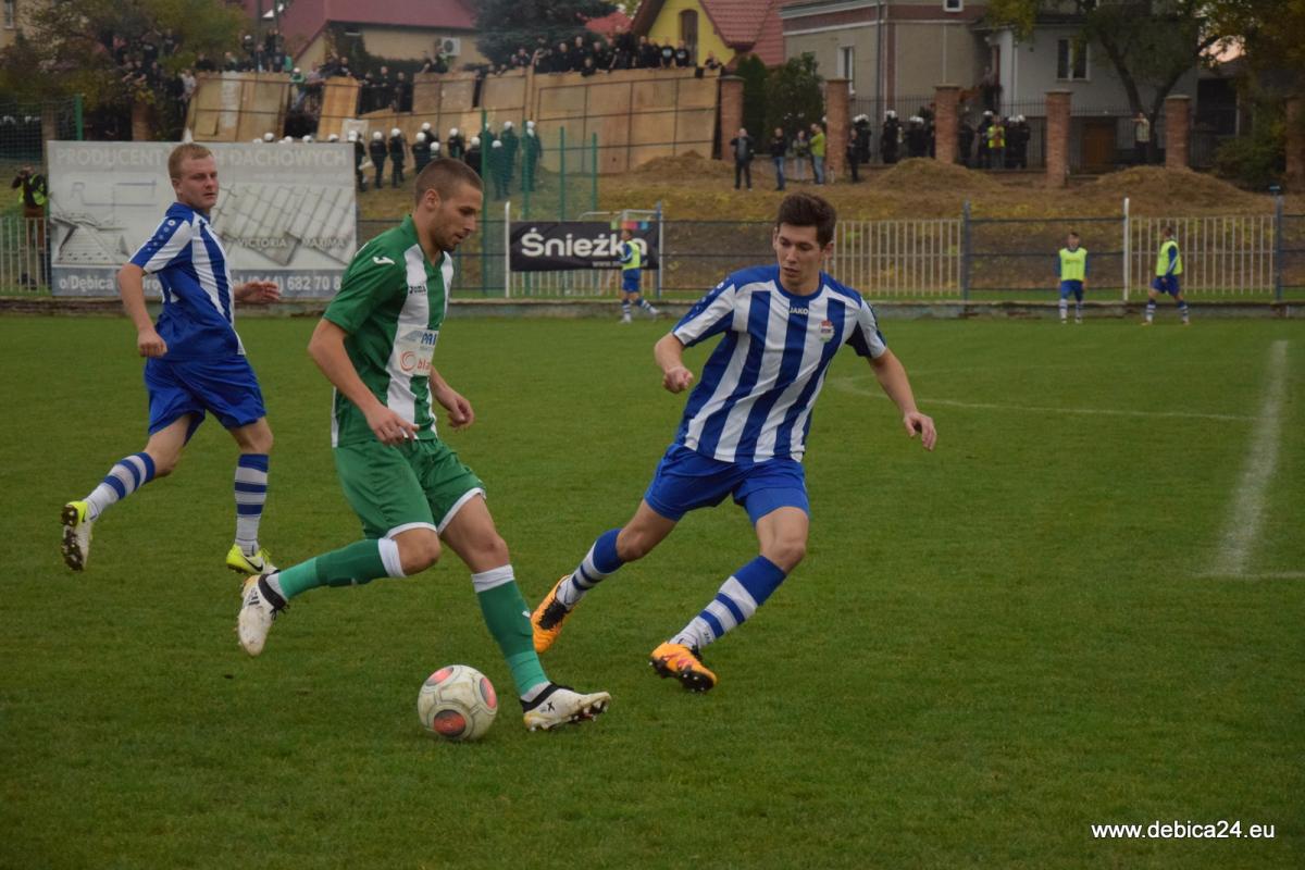 Derby Dębicy na zero - zdjęcia