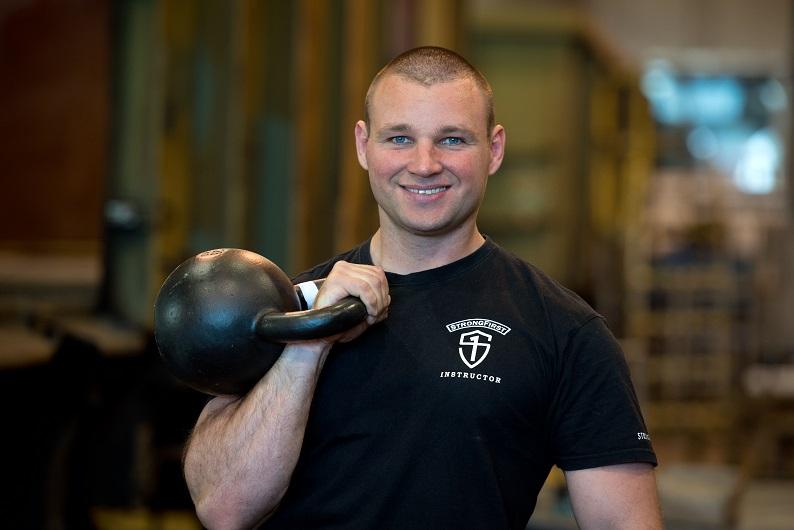 Z kulą nad głową, czyli jak zostać adeptem StrongFirst