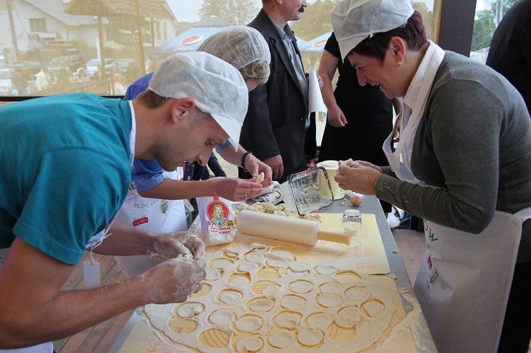 Będą tysiące pierogów i zespół Lachersi