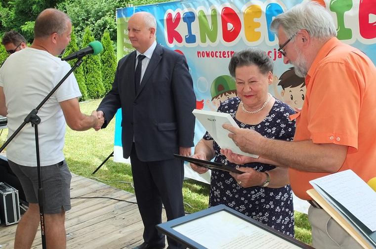 Sylwia Murdza-Chrobak i Stanisław Cabaj honorowymi członkami Radości