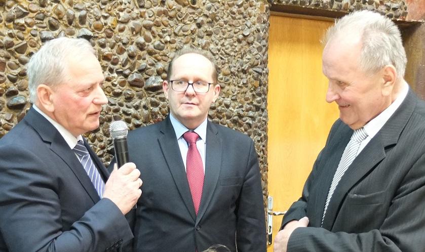 Referendum w sprawie pomnika? Były burmistrz kontra poseł (ankieta)