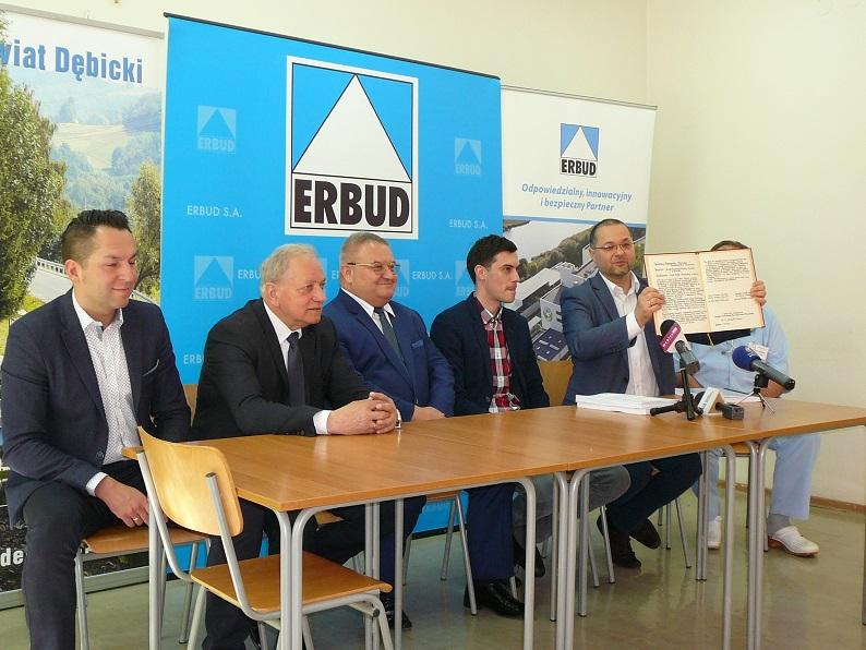 Szpital: nowy blok operacyjny i lądowisko dla helikopterów za 18 mln zł