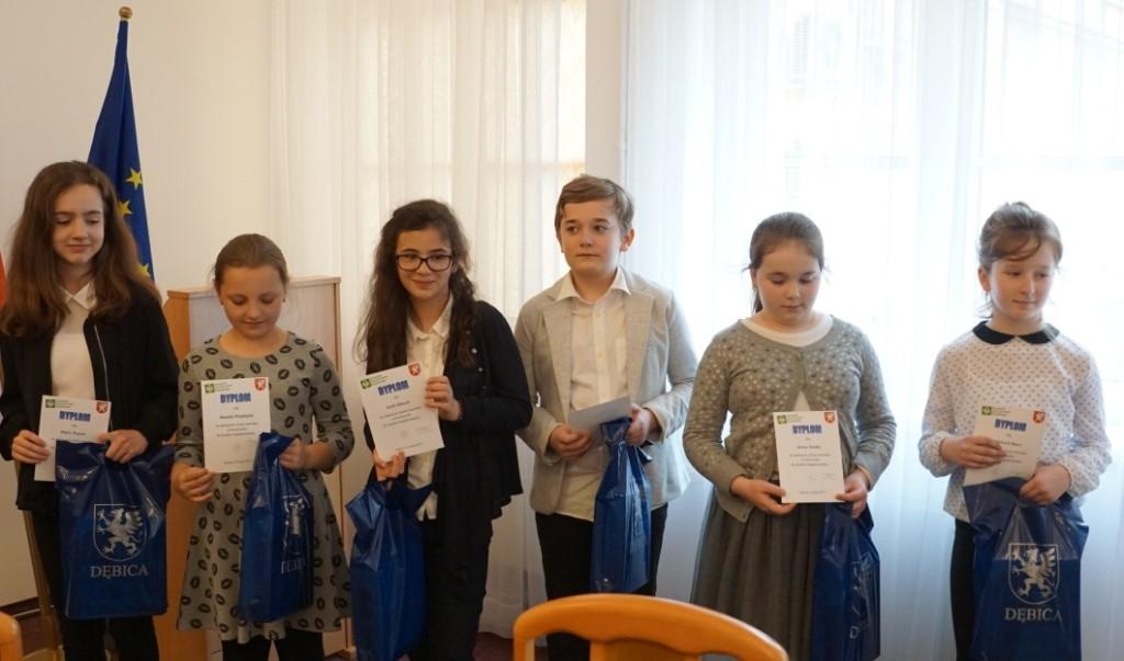 W służbie Najjaśniejszej: 18 laureatów i wyróżnionych w konkursie