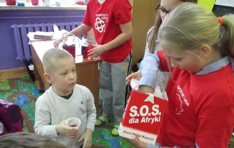 Makulatura i kolorowy złom na misje