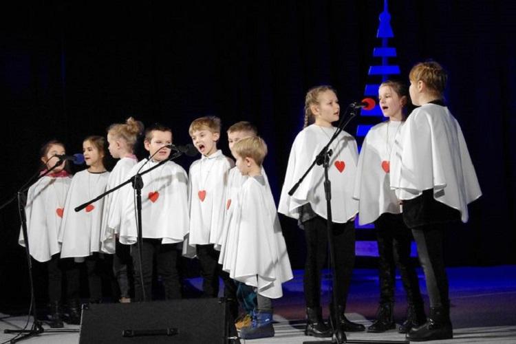 Laureaci Powiatowego Przeglądu Kolęd i Pastorałek - szkoły podstawowe