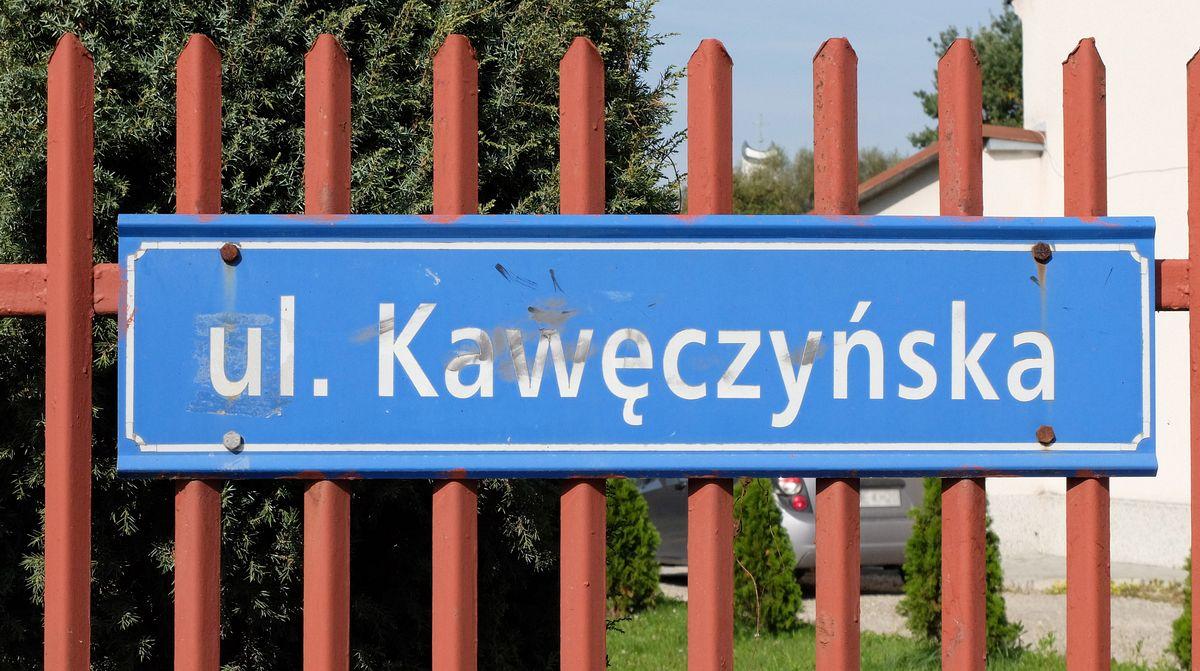 Kawęczyn - zobacz fotograficzny spacer Artura Barwacza