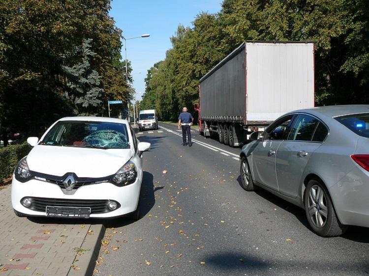 Potrącił dwie kobiety na przejściu dla pieszych