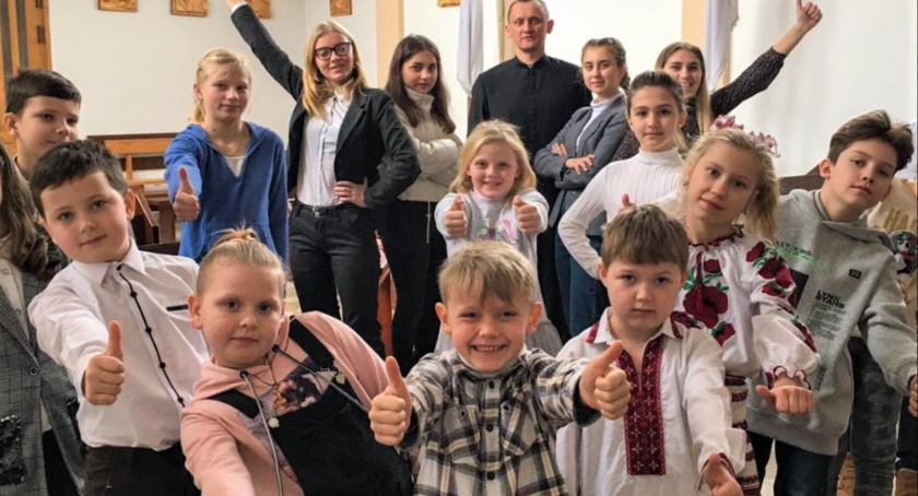 Przyjdź na świąteczny kiermasz i pomóż dzieciom z Ukrainy