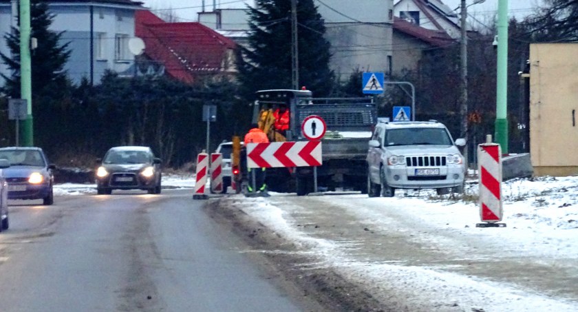 Parking coraz bliżej, ale roboty wciąż trwają