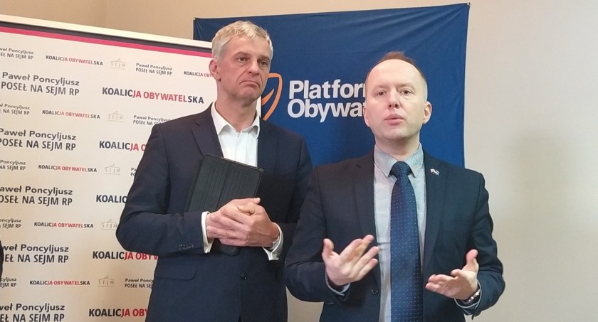 Paweł Poncyljusz: rząd jak zawsze mówi trochę prawdy - wideo