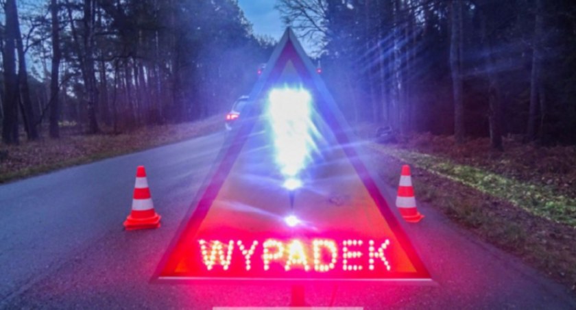 Nieprzytomnego rowerzystę zabrała karetka