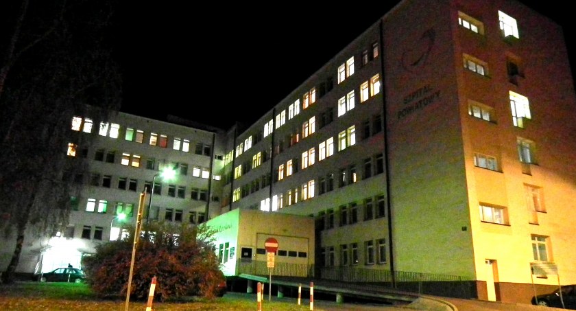 Trzycyfrowa granica przekroczona. Tyle zakażeń jeszcze u nas nie było