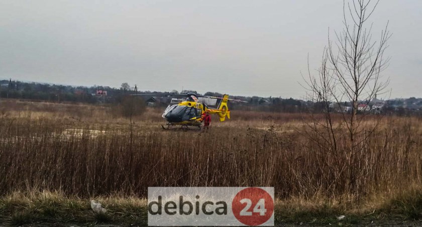 Wypadek w Podgrodziu. Wezwano Lotnicze Pogotowie Ratunkowe - wideo