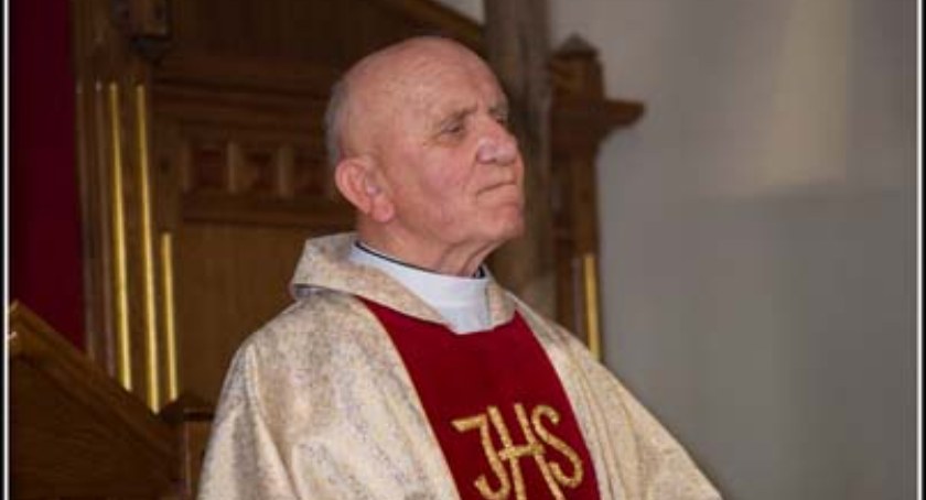 Ks. Władysław Tokarczyk pochowany zostanie w środę
