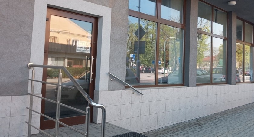 Na książki brakuje, na gorzałę wystarcza