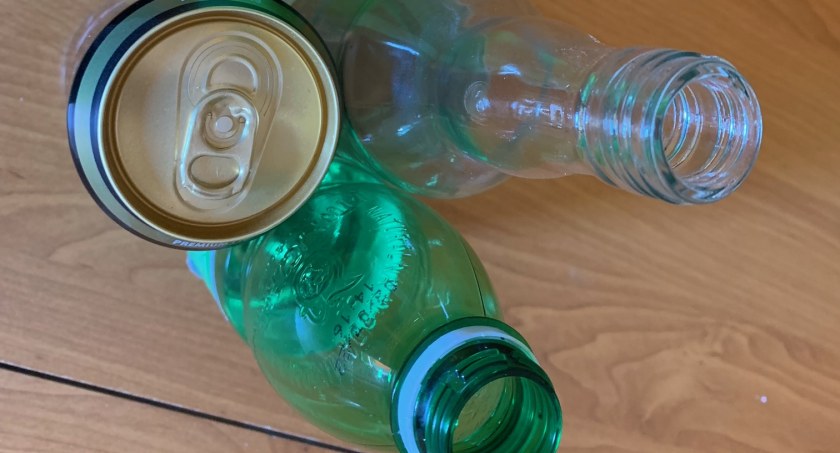 Butelki i puszki oddamy bez paragonu
