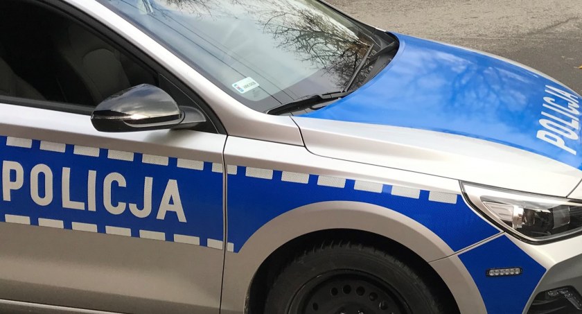 Pijak wpadł kierując mitsubishi
