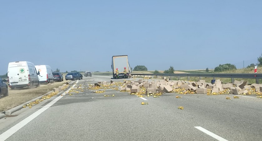 Autostrada w kierunku Krakowa całkowicie zablokowana