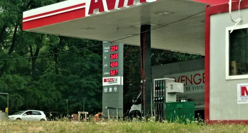 Benzyna po 3.45 zł, diesel po 2,34 zł! Gdzie tak tanio?