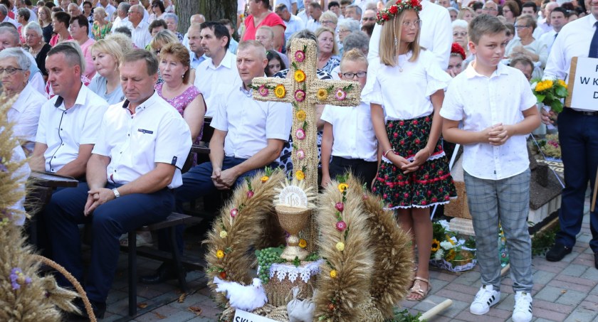 Strażacy we wtorek, lektorzy i ministranci w czwartek