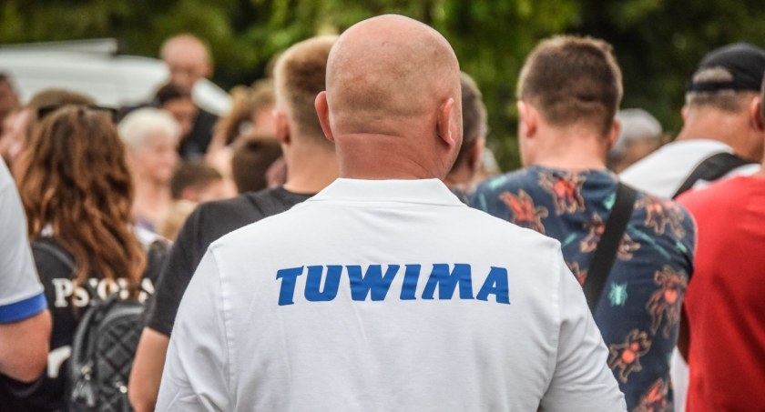 Biało-niebieski festyn przyciągnął wiele osób - zdjęcia