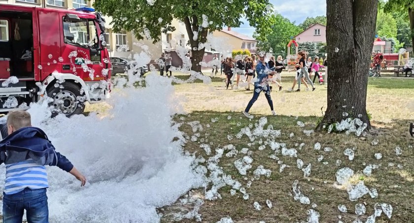 Będą pokazy strażaków, darmowe kiełbaski i zabawa taneczna
