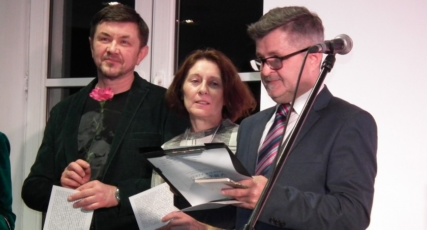 Na jubileuszowej wystawie pokażą prace 90 artystów
