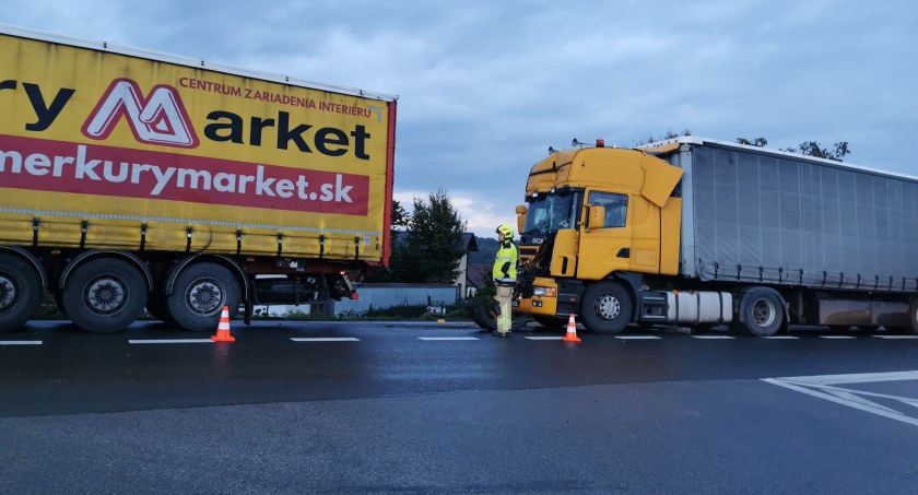 Kierujący scanią ukarany mandatem