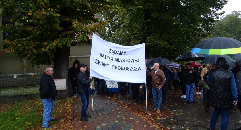 Parafianie powiedzieli: dość!