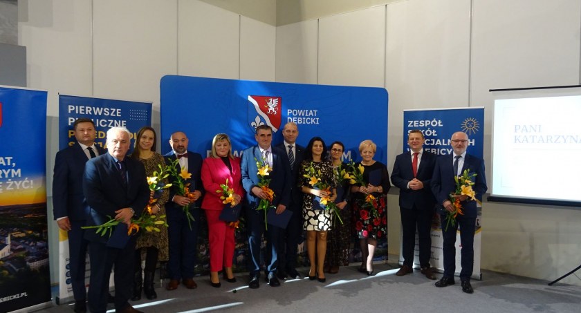 Nauczyciele z powiatu nagrodzeni w przededniu swojego święta