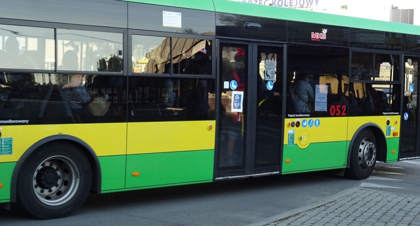 Na  Wszystkich Świętych zmiana organizacji ruchu