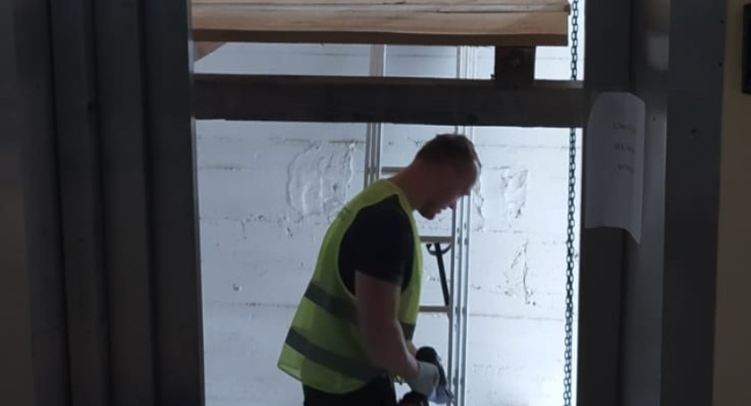 W szpitalu w Dębicy wymieniają windę