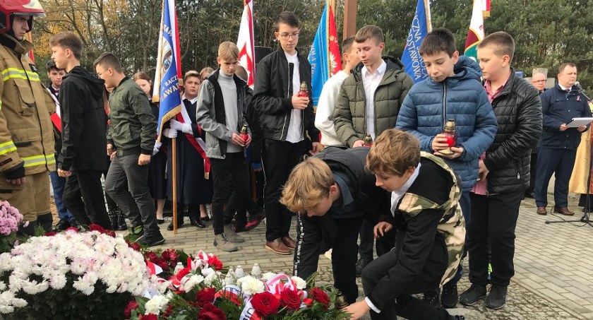 Święto Niepodległości w Brzeźnicy. Od marszu do hymnu