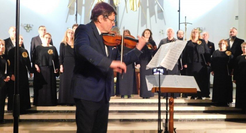 Mariusz Monczak  i chór Veraicon rozpoczęli festiwal pamięci Krzysztofa Pendereckiego