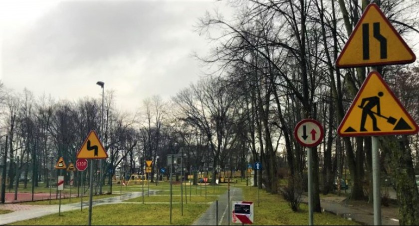 Będą nowe przejścia dla pieszych i miasteczka ruchu drogowego