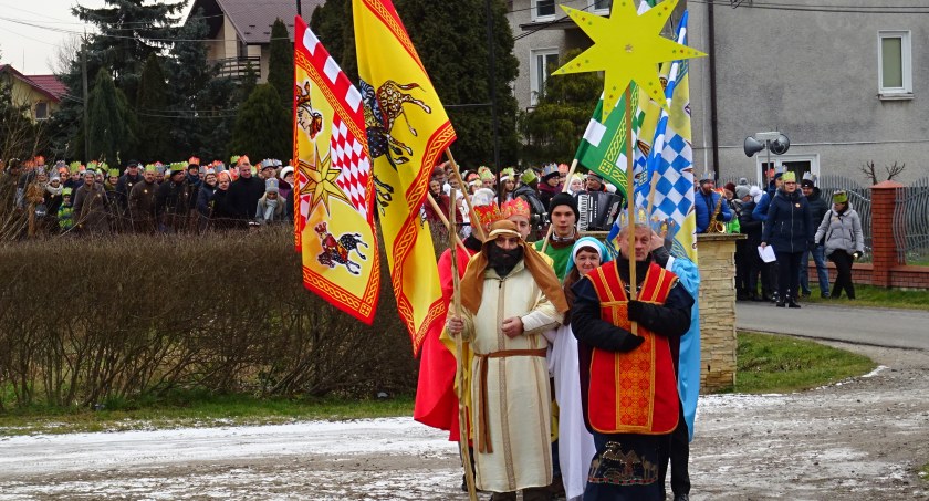 Długi weekend w powiecie: orszaki, koncerty i...