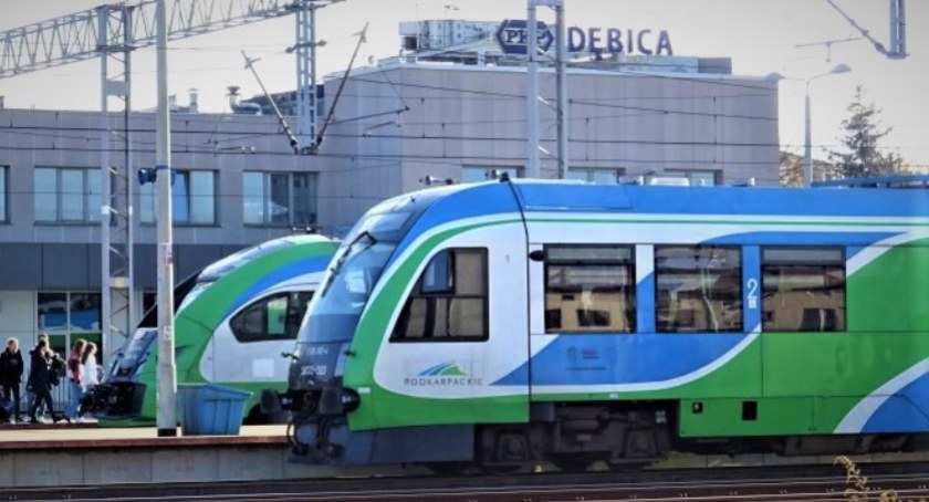 15-latek zaatakował kierownika pociągu. Zatrzymali go w Dębicy