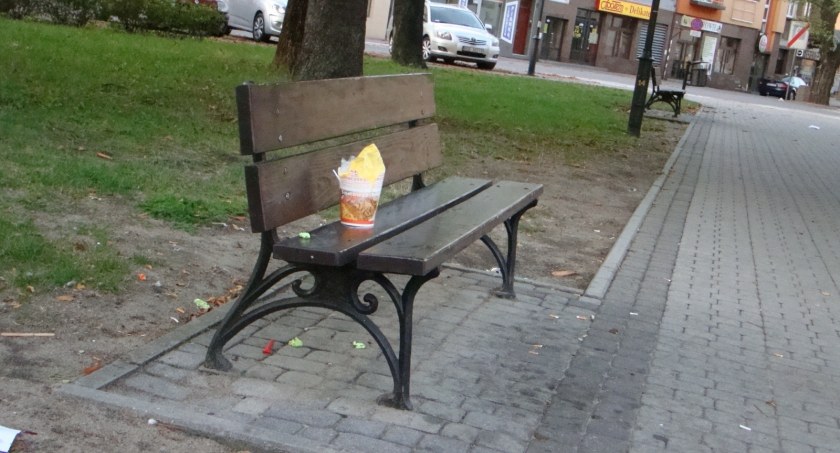 Ławki a sprawa dębicka