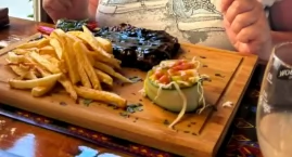 Do Roberto poszli na pizzę, do Nuo Pasta na szparagi&hellip;