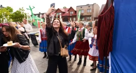 Influencerki, pokazy akrobatyczne i potańcówka. Fest&hellip;