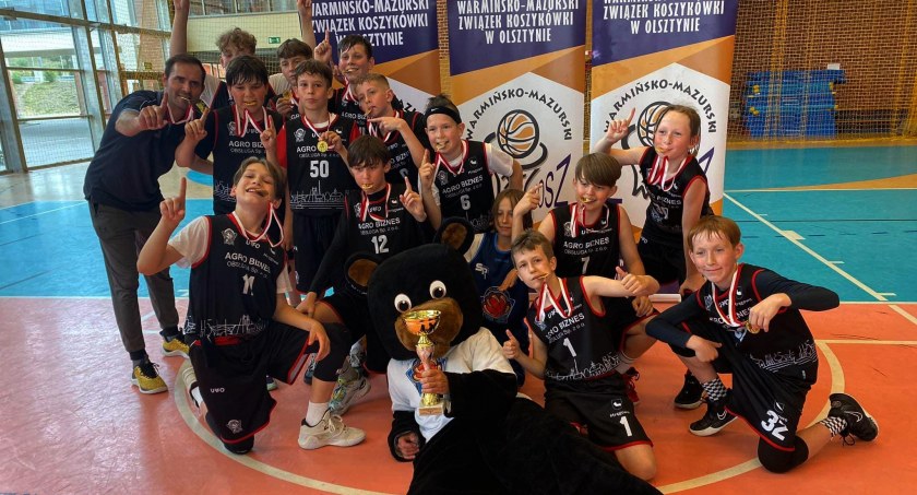 Młodzicy młodsi Asa Mrągowo mistrzami województwa Ligi U-12!