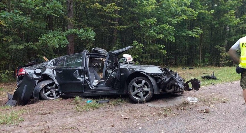 Wypadek koło Rybna - dwie osoby nie żyją, trzecia w szpitalu!
