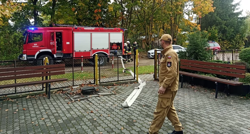 Ewakuacja szkoły w Nawiadach, na szczęście tylko próbna