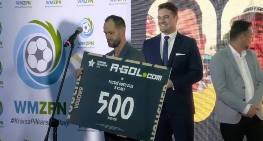 Piłkarz i trener mrągowskiego klubu postacią roku w swojej lidze!