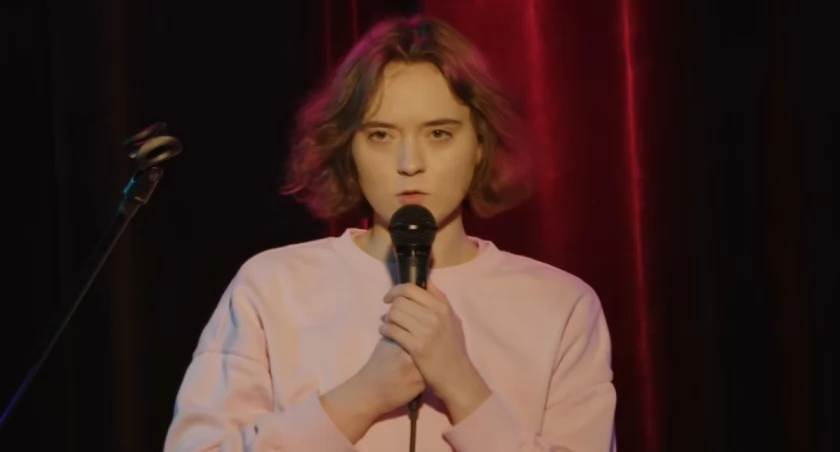 Stand-up wraca do hotelu Anek