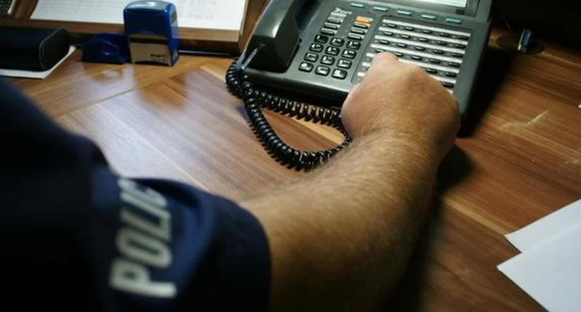 W powiecie mrągowskim oszuści działali metodą na policjanta