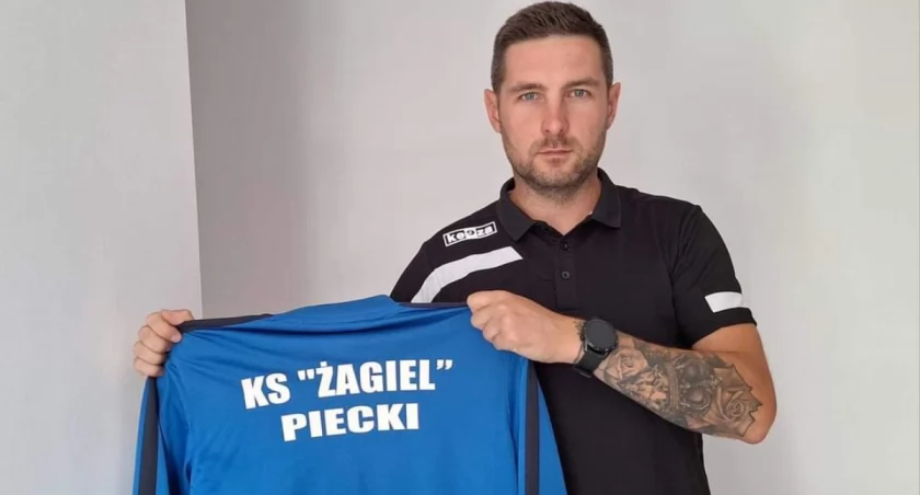 Dymerski zamiast Kuliga. Zmiany na trenerskiej ławce w Żaglu Piecki 